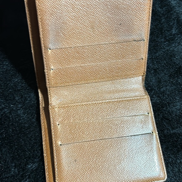 Vintage (GUC) LV wallet monogram unisex wallet 🤎 add a chain and it’s a purse - Picture 5 of 10